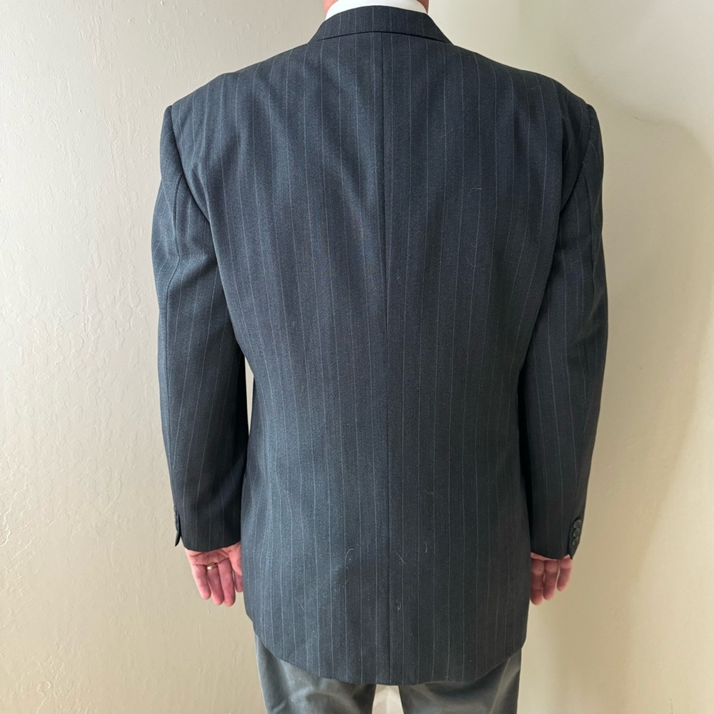 GIORGIO ARMANI Le Collezioni 2 Button Pinstripe Blazer Sport Coat New Wool Gray - Picture 13 of 16